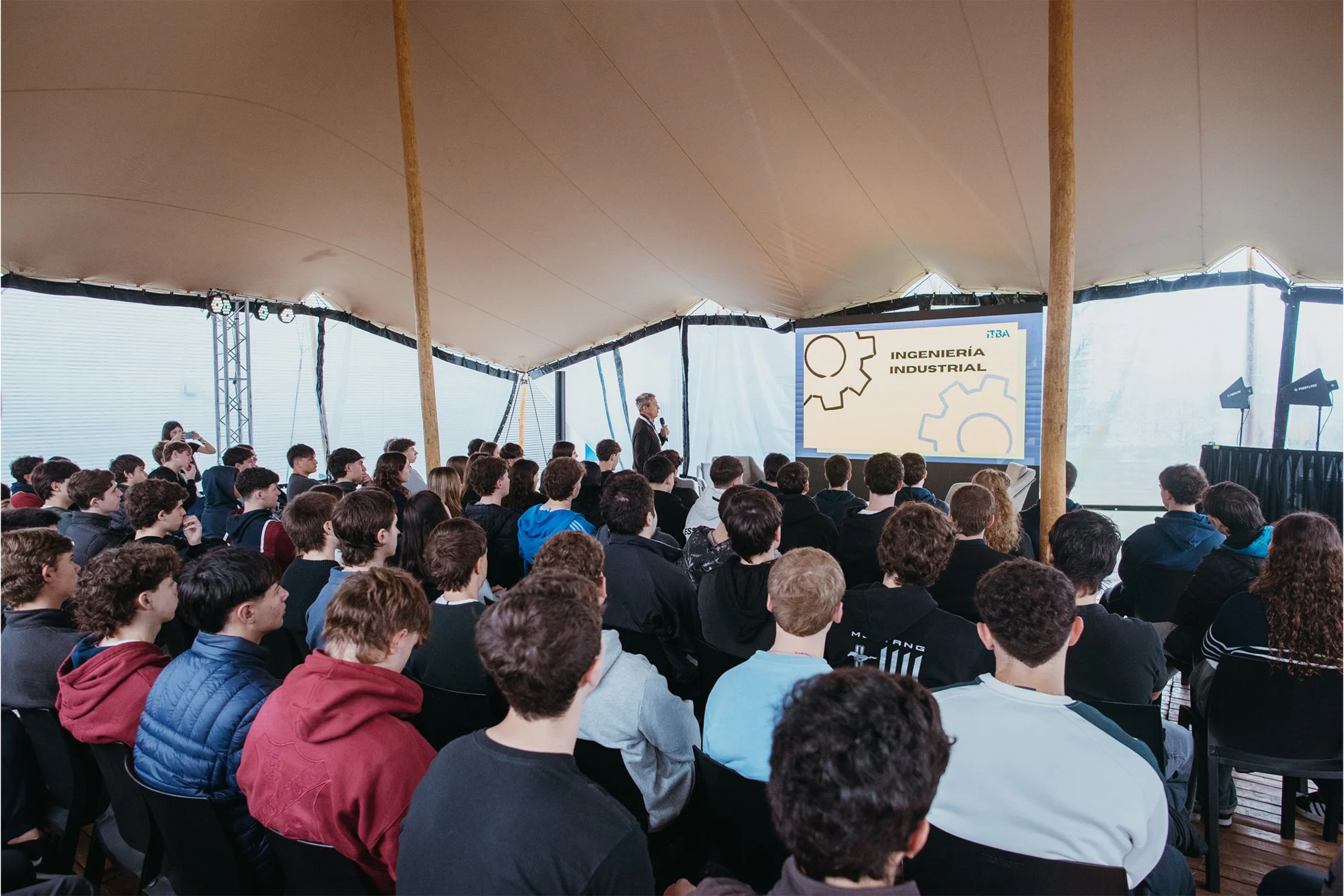 img-carrusel-colegios-8